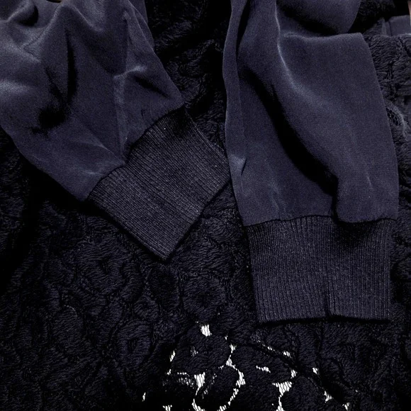 Vince Navy Lace Knit Sweater Dress Long Sleeve Crew Neck‎ Size S - Picture 10 of 10